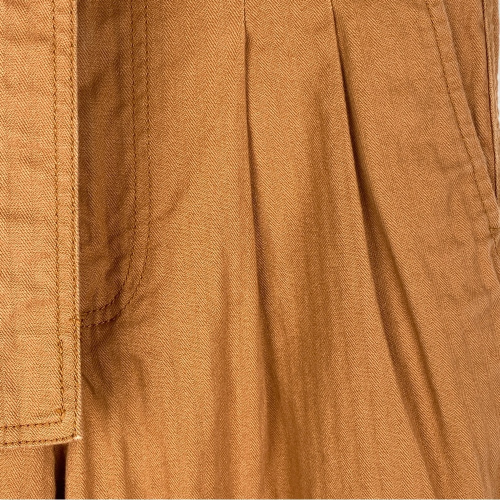 Madewell Herringbone Paperbag Pants in Warm Hickory - Picture 4 of 12